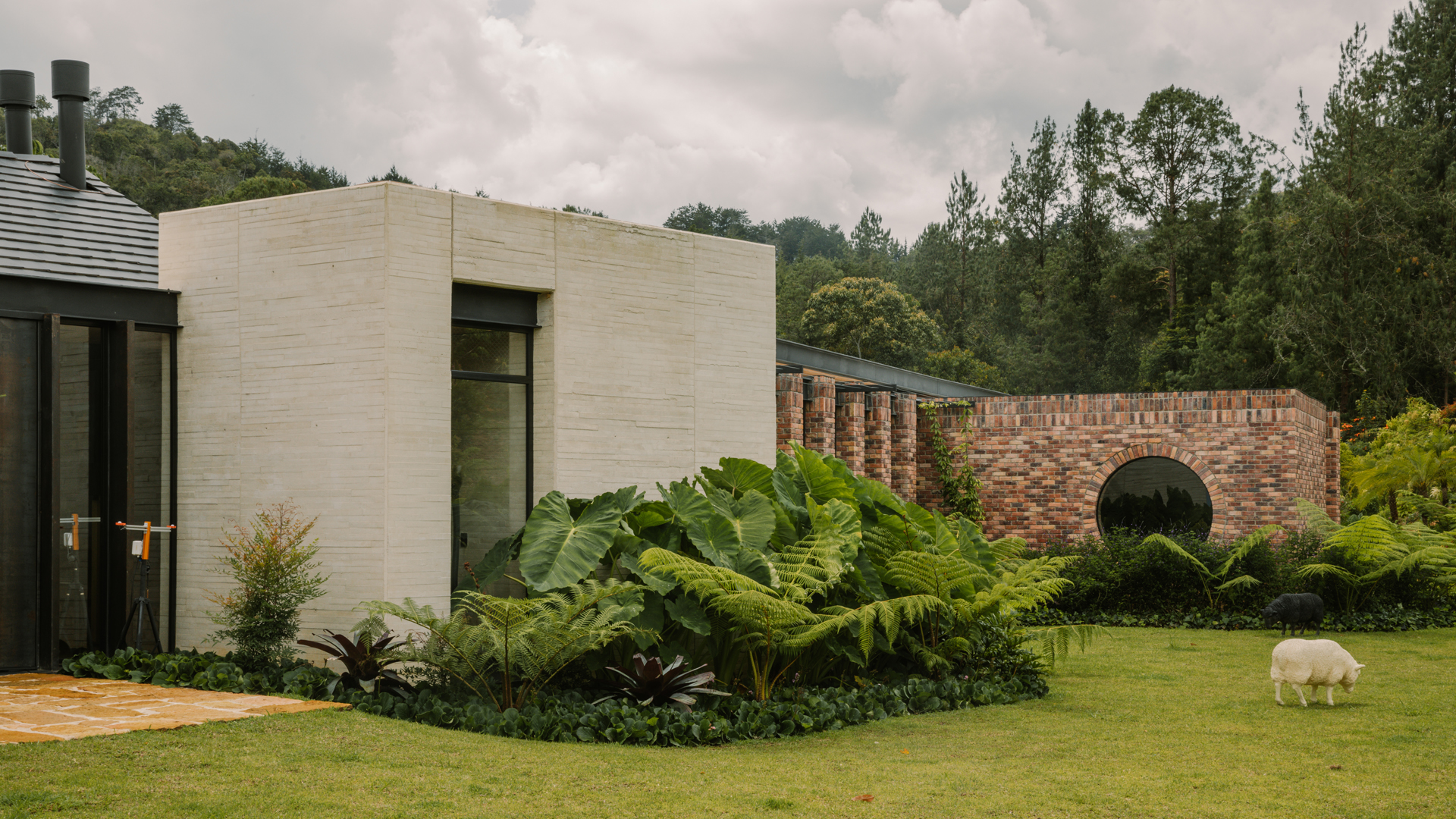 CASA T+J CASA T+J